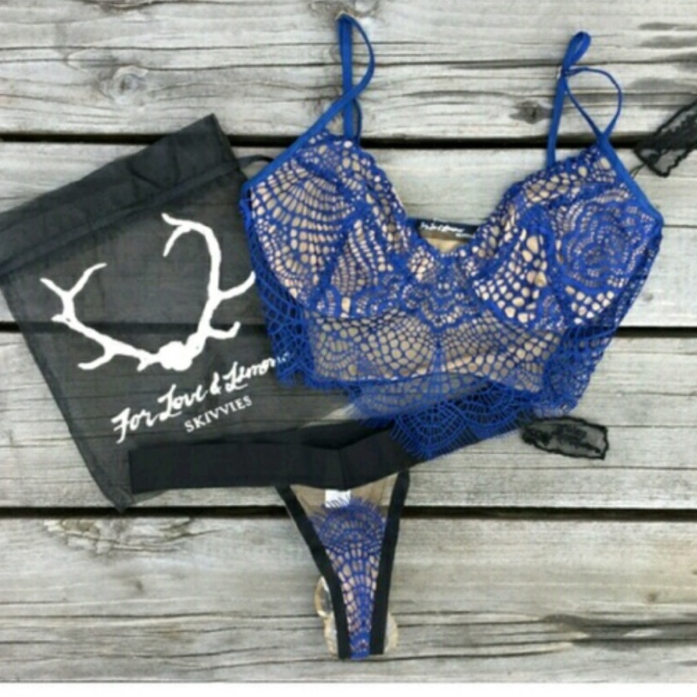 NWT For Live and Lemons, size S